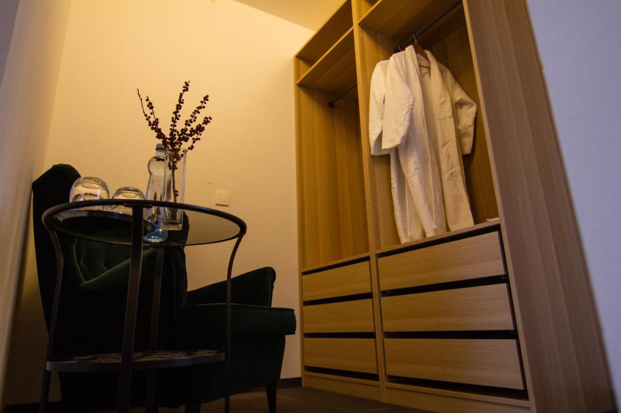 Hotel Marathon Senec Dış mekan fotoğraf